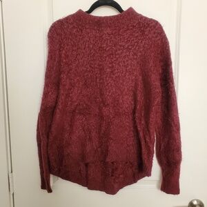 SWEATER MEDIUM NEW